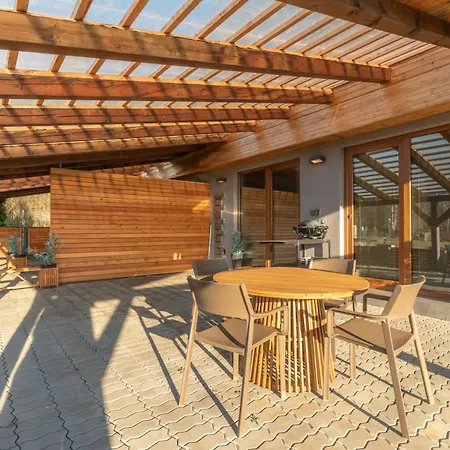 Tatil Evi Krok
